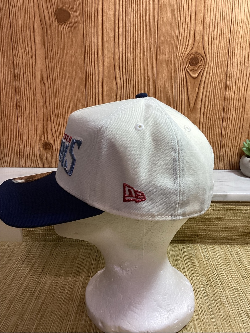 New Era 1999-2013 Tennessee Titans White & Navy Raised Embroidery Adjustable Hat - Picture 6 of 10